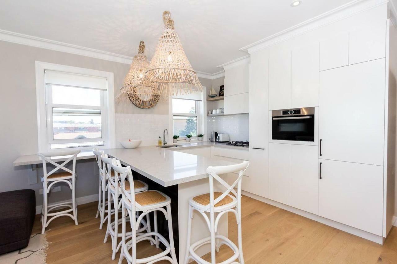 Bondi Breeze-Hosted By:L'Abode Accommodation Сидни Екстериор снимка